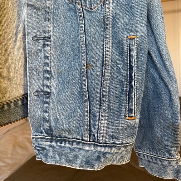Levi’s Men’s Standard Trucker Jacket Classic Blue Denim Distressed Grunge Y2K - Picture 3 of 6